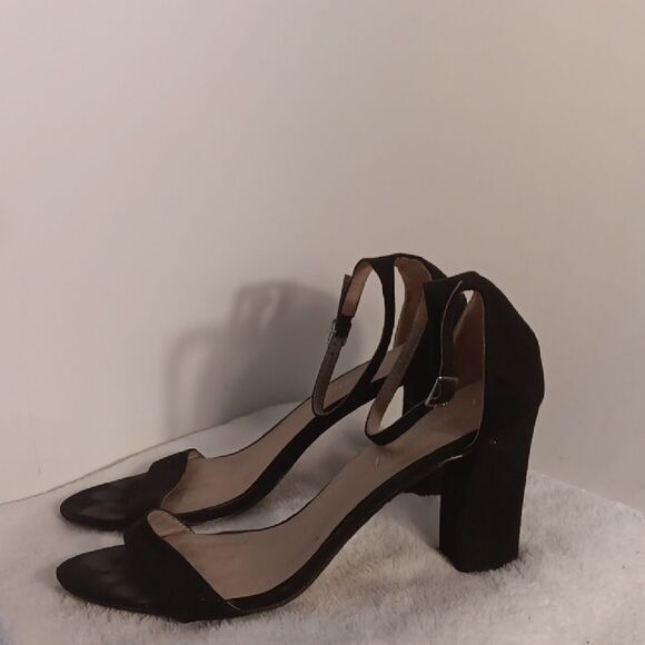 Madden Girl "Beella" Black Women's Heels - Picture 1 of 6